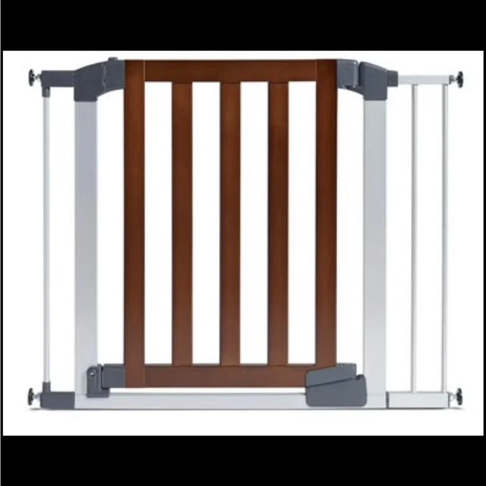 Munchkin Auto Close Pressure Mounted Baby Gate, New - Picture 1 of 2